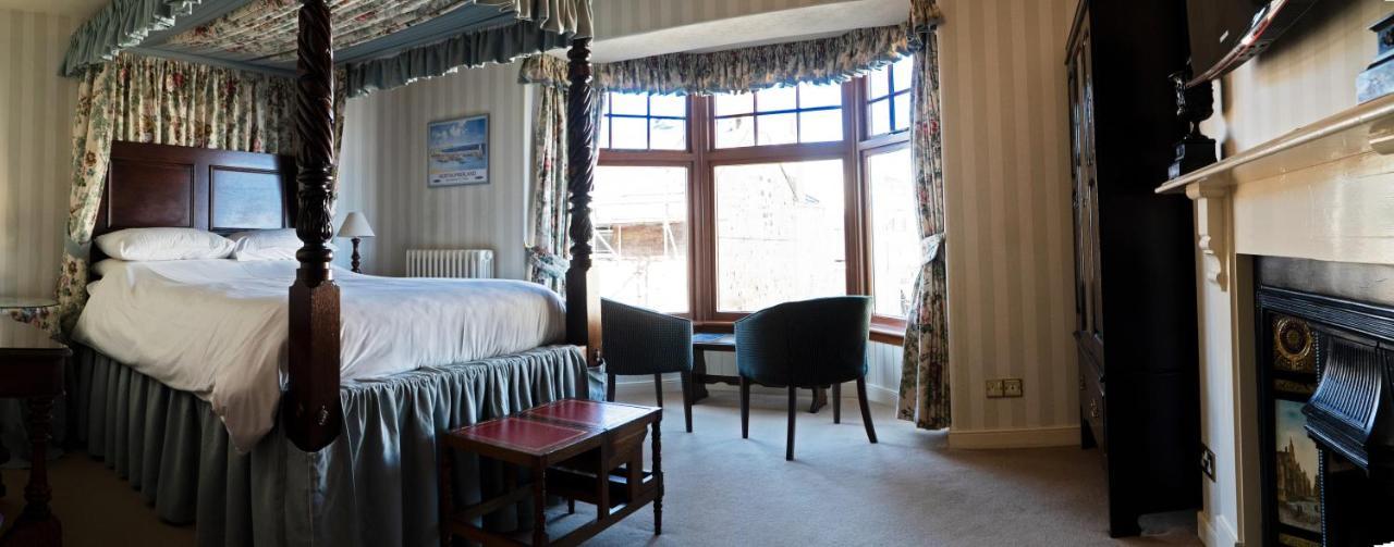 The Olde Ship Inn Seahouses Habitación foto